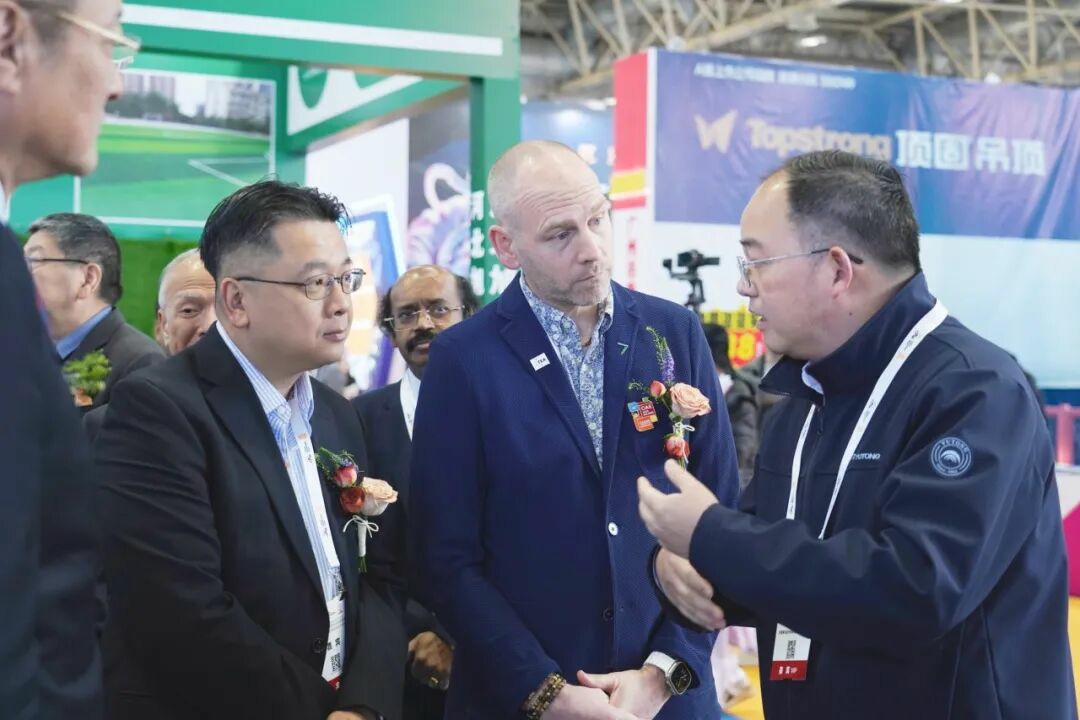 诚邀共赴 | 宇通专用车与您相约2025 中国(郑州)旅游休闲娱乐产业博览会 诚邀共赴 | 宇通专用车与您相约2025 中国(郑州)旅游休闲娱乐产业博览会