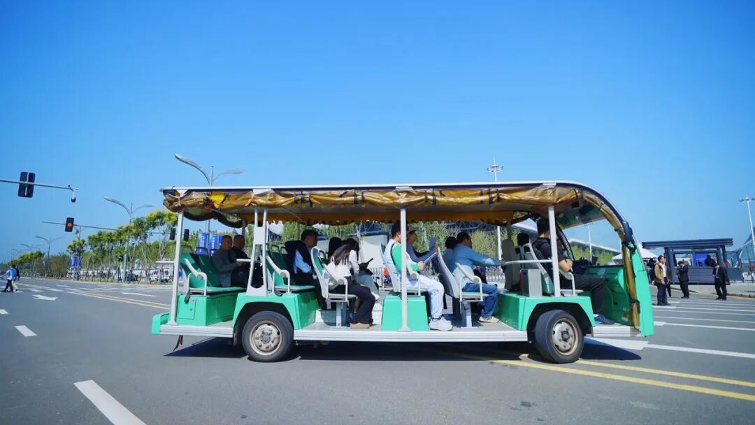 以智造致匠心!“小宇”领衔,宇通服务第三届全国技能大赛 以智造致匠心!“小宇”领衔,宇通服务第三届全国技能大赛