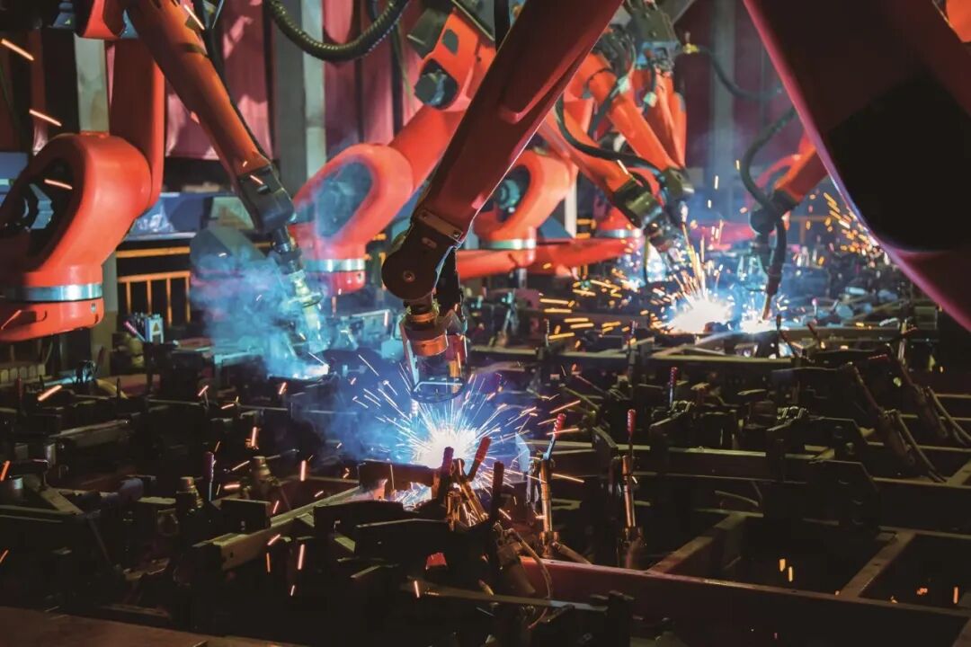 以智造致匠心!“小宇”领衔,宇通服务第三届全国技能大赛 以智造致匠心!“小宇”领衔,宇通服务第三届全国技能大赛