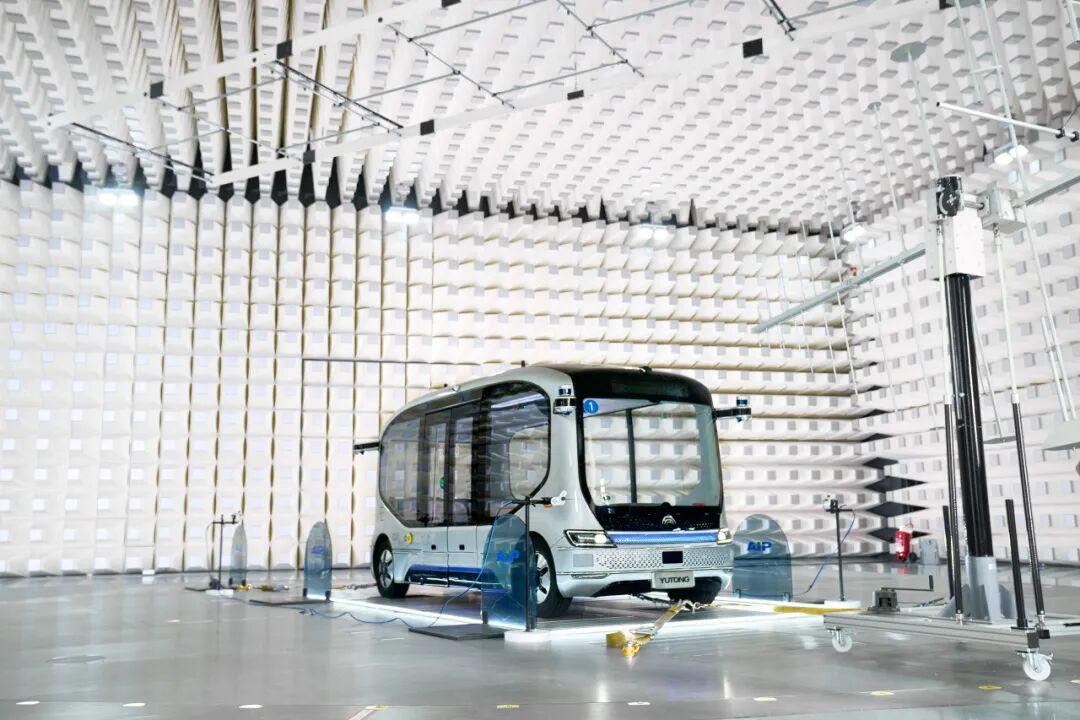 以智造致匠心!“小宇”领衔,宇通服务第三届全国技能大赛 以智造致匠心!“小宇”领衔,宇通服务第三届全国技能大赛