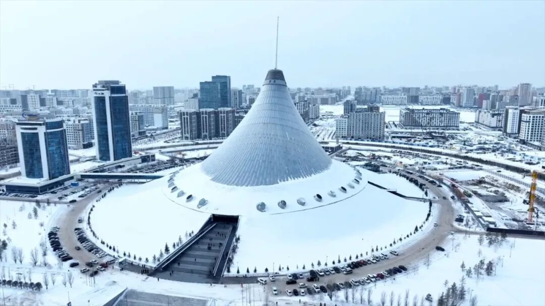 超级用户计划 | 1250公里黄金客运线上“跑不坏”的中国客车 图片