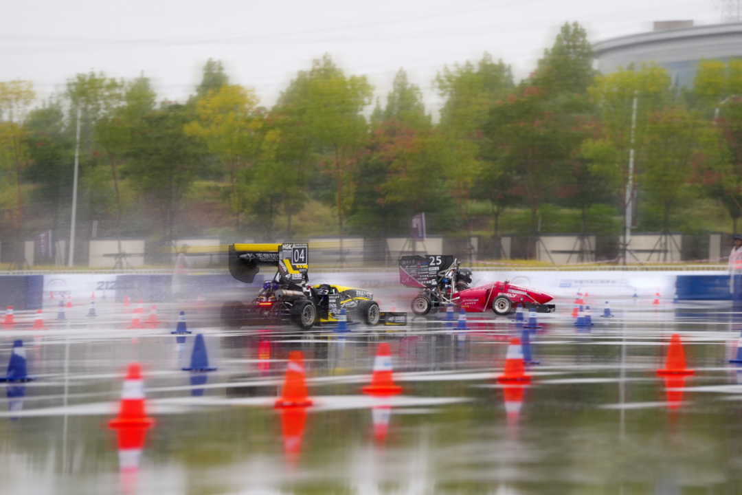 宇通倾情助力方程式大赛:点燃青春引擎,共筑汽车强国梦 图片